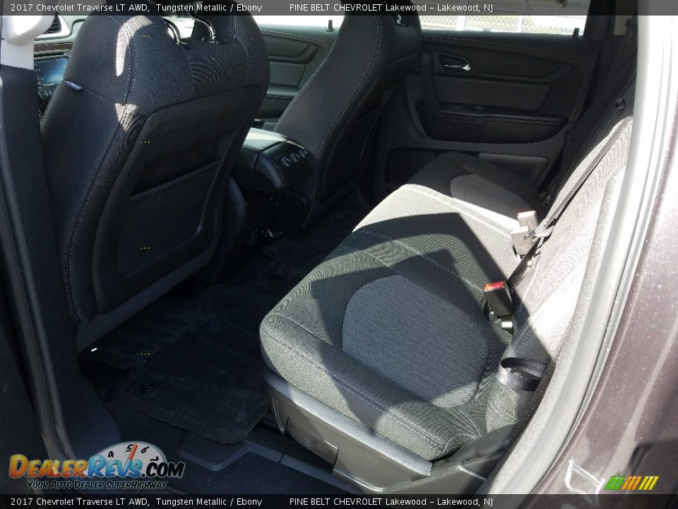 2017 Chevrolet Traverse LT AWD Tungsten Metallic / Ebony Photo #8