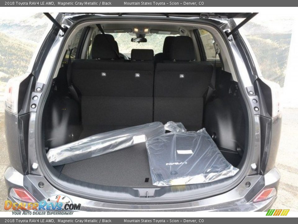 2018 Toyota RAV4 LE AWD Magnetic Gray Metallic / Black Photo #8