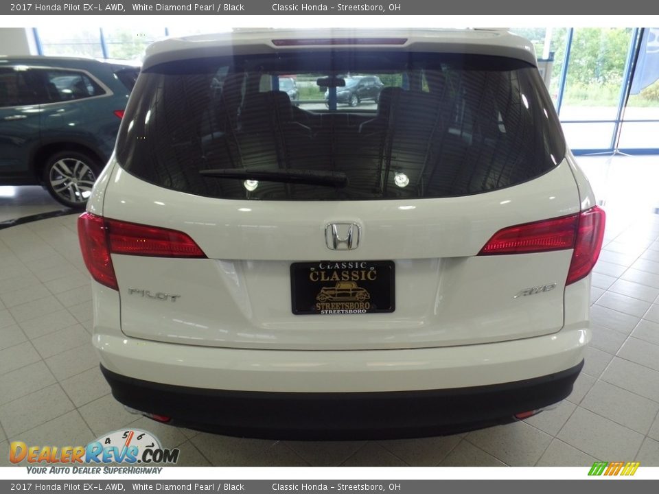 2017 Honda Pilot EX-L AWD White Diamond Pearl / Black Photo #4