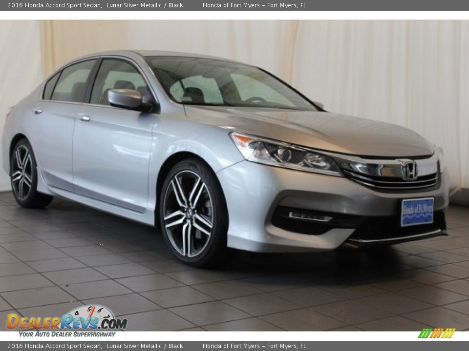 2016 Honda Accord Sport Sedan Lunar Silver Metallic / Black Photo #2