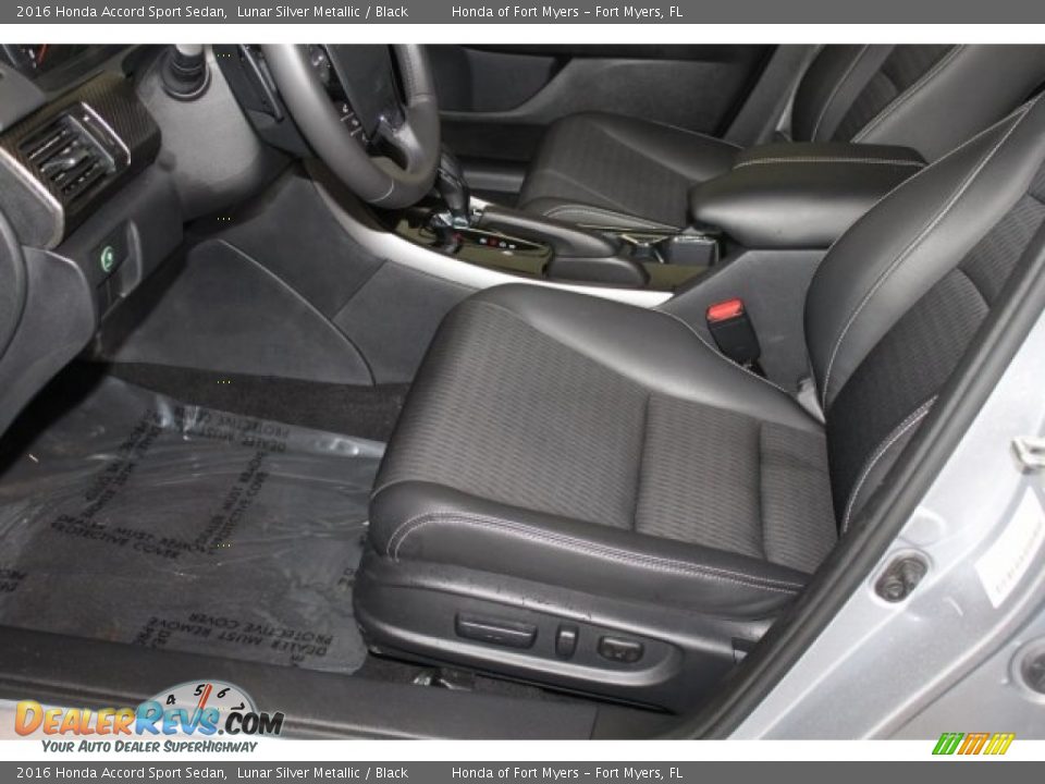 2016 Honda Accord Sport Sedan Lunar Silver Metallic / Black Photo #11