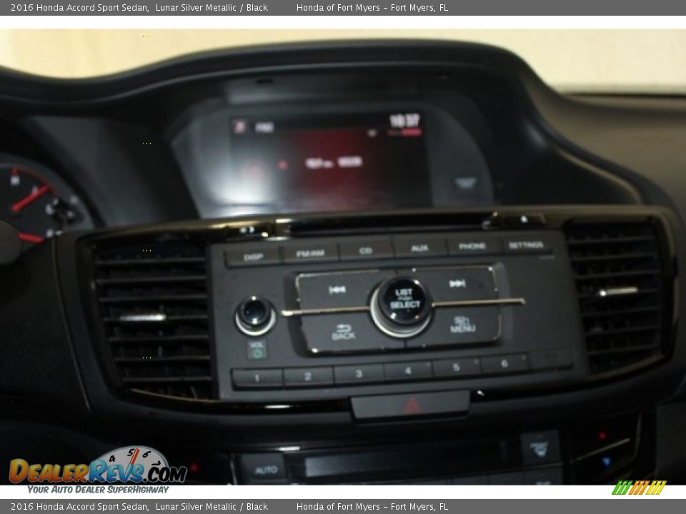 2016 Honda Accord Sport Sedan Lunar Silver Metallic / Black Photo #17
