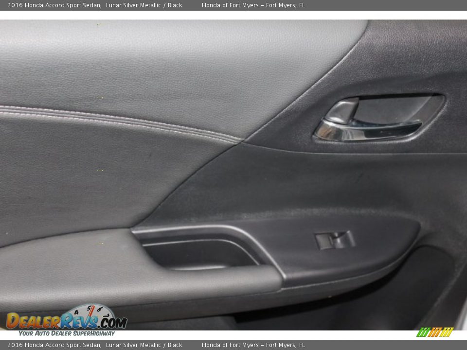 2016 Honda Accord Sport Sedan Lunar Silver Metallic / Black Photo #22
