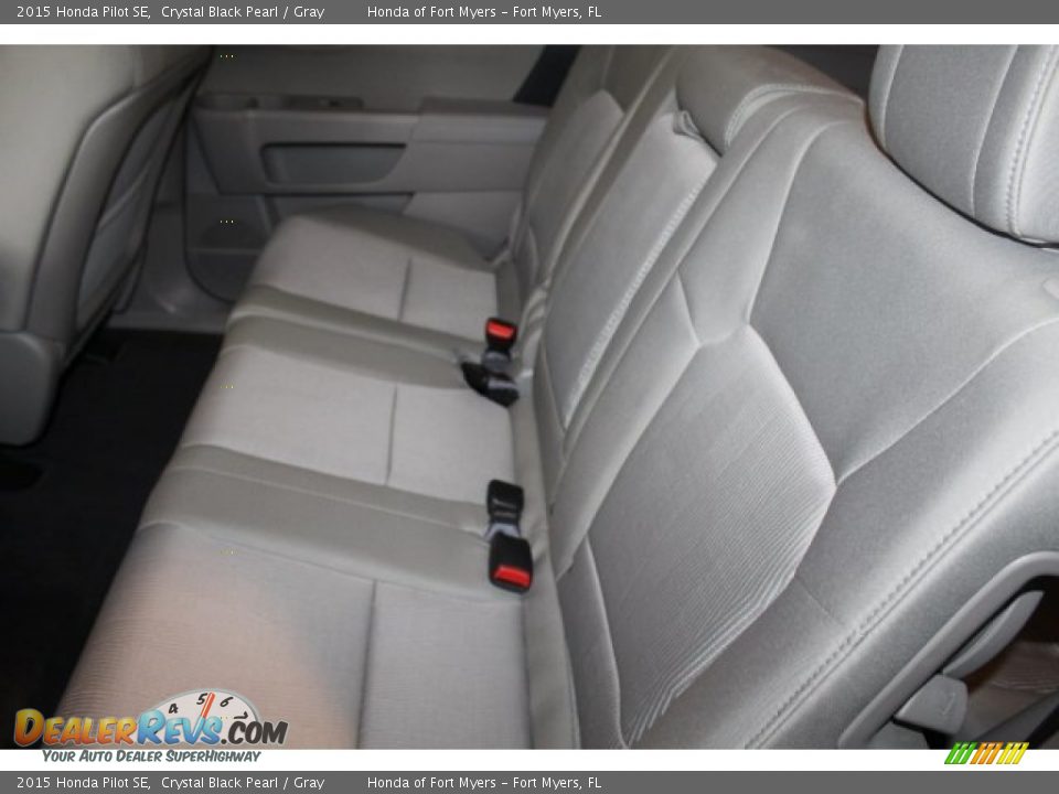 2015 Honda Pilot SE Crystal Black Pearl / Gray Photo #26