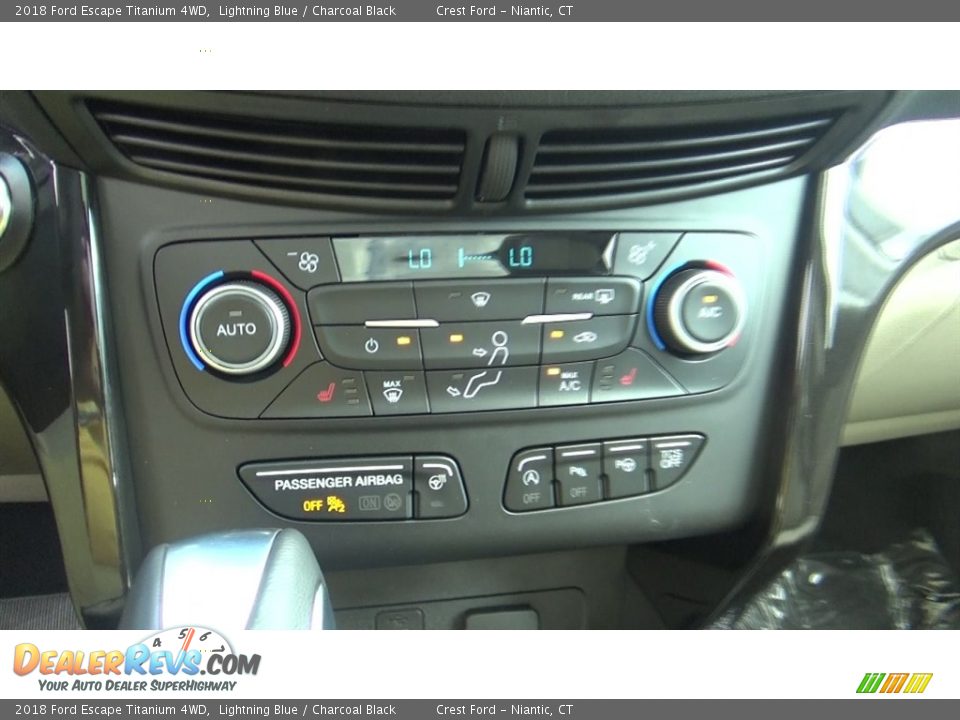 2018 Ford Escape Titanium 4WD Lightning Blue / Charcoal Black Photo #16