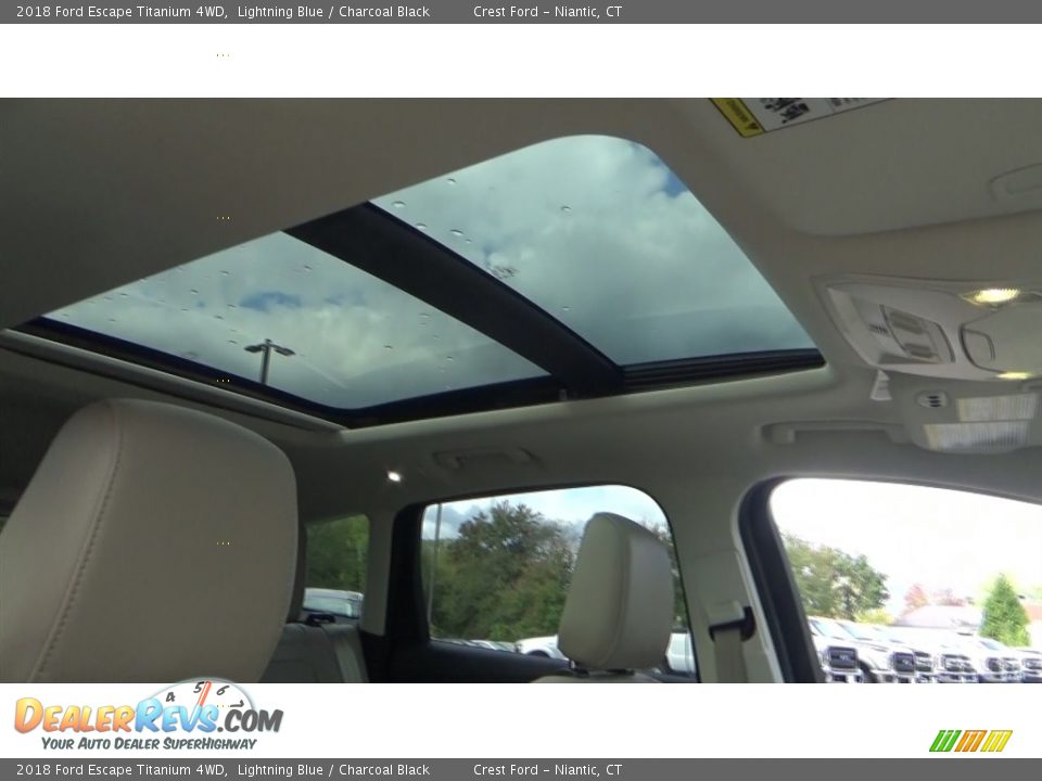 2018 Ford Escape Titanium 4WD Lightning Blue / Charcoal Black Photo #26