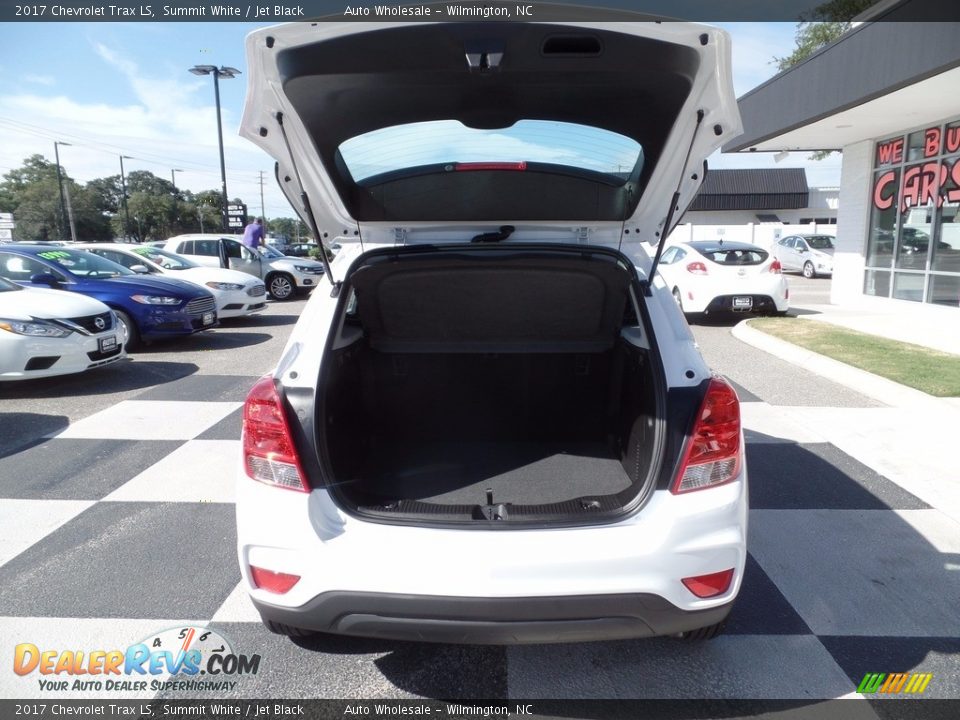 2017 Chevrolet Trax LS Summit White / Jet Black Photo #5