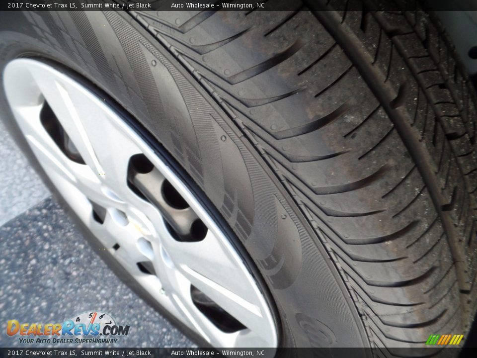2017 Chevrolet Trax LS Summit White / Jet Black Photo #9