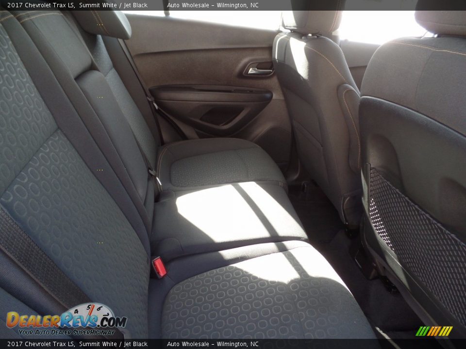 2017 Chevrolet Trax LS Summit White / Jet Black Photo #14