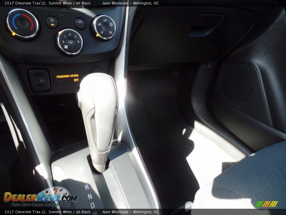 2017 Chevrolet Trax LS Summit White / Jet Black Photo #19