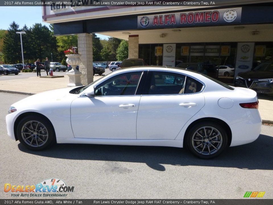 2017 Alfa Romeo Giulia AWD Alfa White / Tan Photo #3