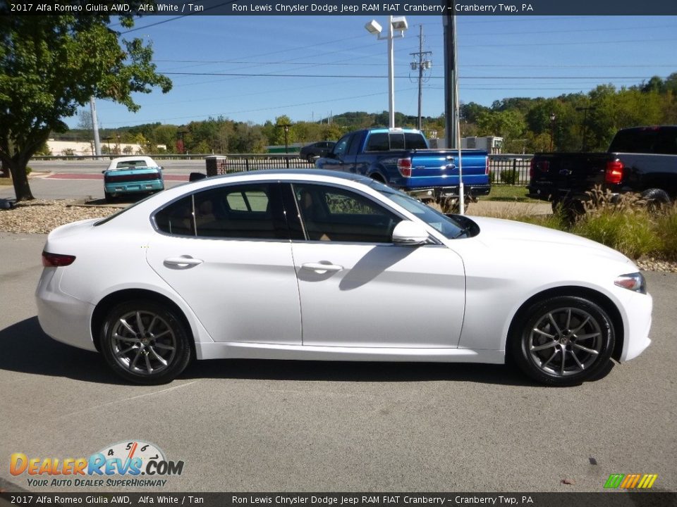 2017 Alfa Romeo Giulia AWD Alfa White / Tan Photo #9