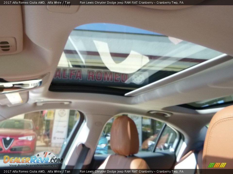 2017 Alfa Romeo Giulia AWD Alfa White / Tan Photo #26