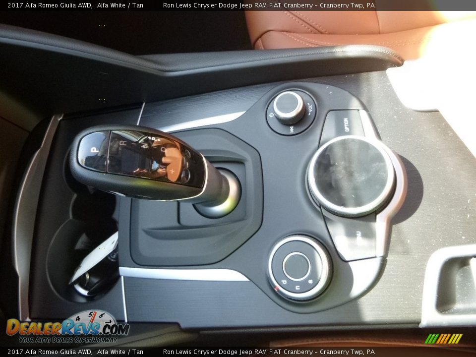 2017 Alfa Romeo Giulia AWD Alfa White / Tan Photo #28