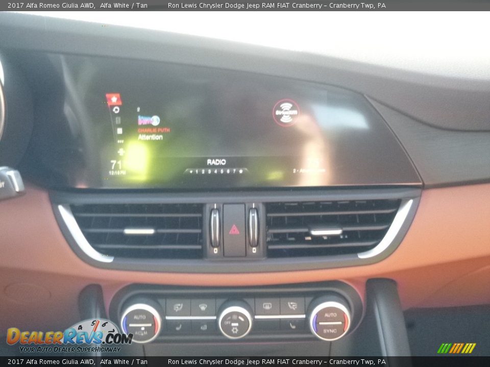2017 Alfa Romeo Giulia AWD Alfa White / Tan Photo #32