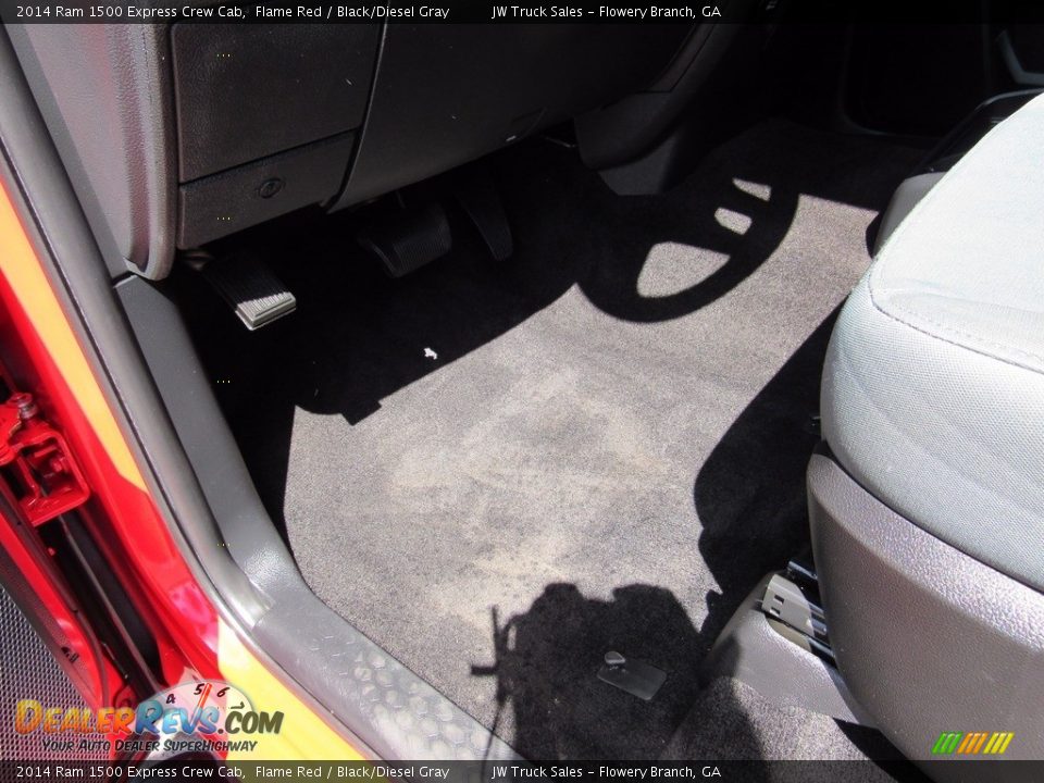 2014 Ram 1500 Express Crew Cab Flame Red / Black/Diesel Gray Photo #12