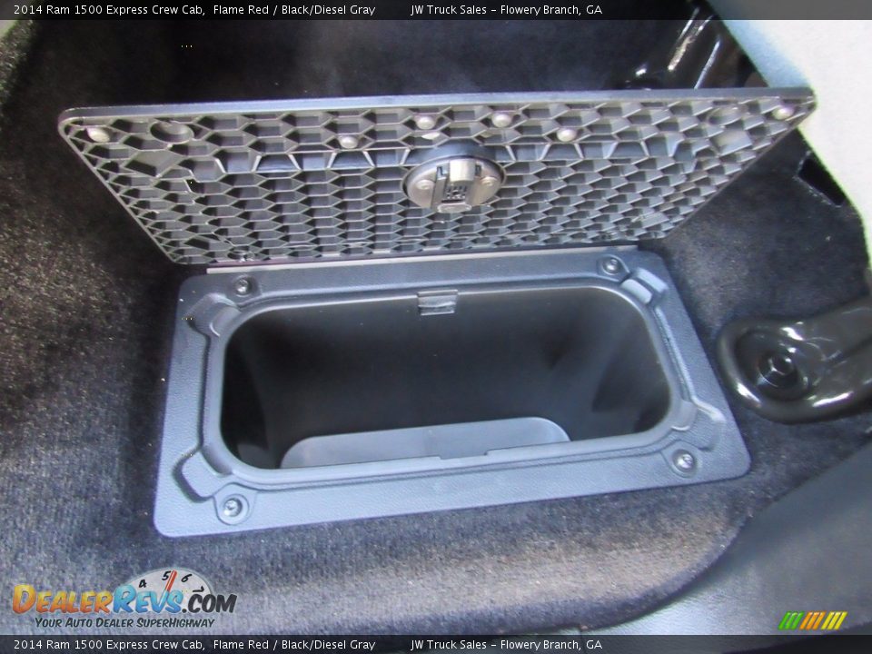 2014 Ram 1500 Express Crew Cab Flame Red / Black/Diesel Gray Photo #36