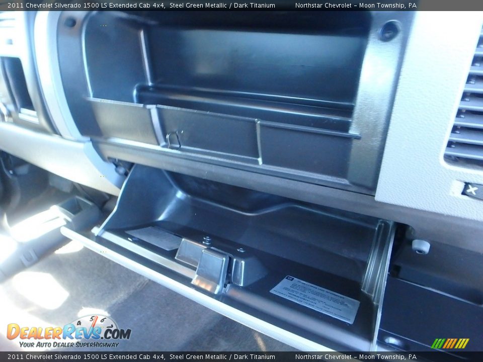 2011 Chevrolet Silverado 1500 LS Extended Cab 4x4 Steel Green Metallic / Dark Titanium Photo #13