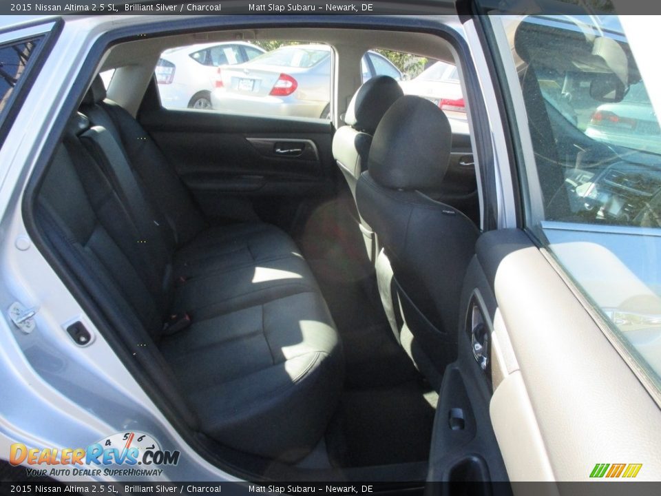 2015 Nissan Altima 2.5 SL Brilliant Silver / Charcoal Photo #19