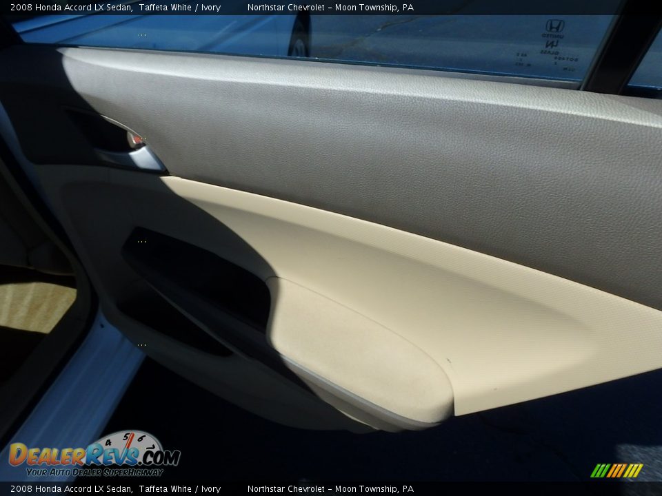 2008 Honda Accord LX Sedan Taffeta White / Ivory Photo #18