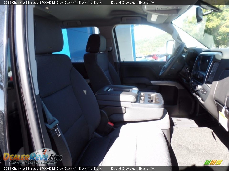 2018 Chevrolet Silverado 2500HD LT Crew Cab 4x4 Black / Jet Black Photo #17