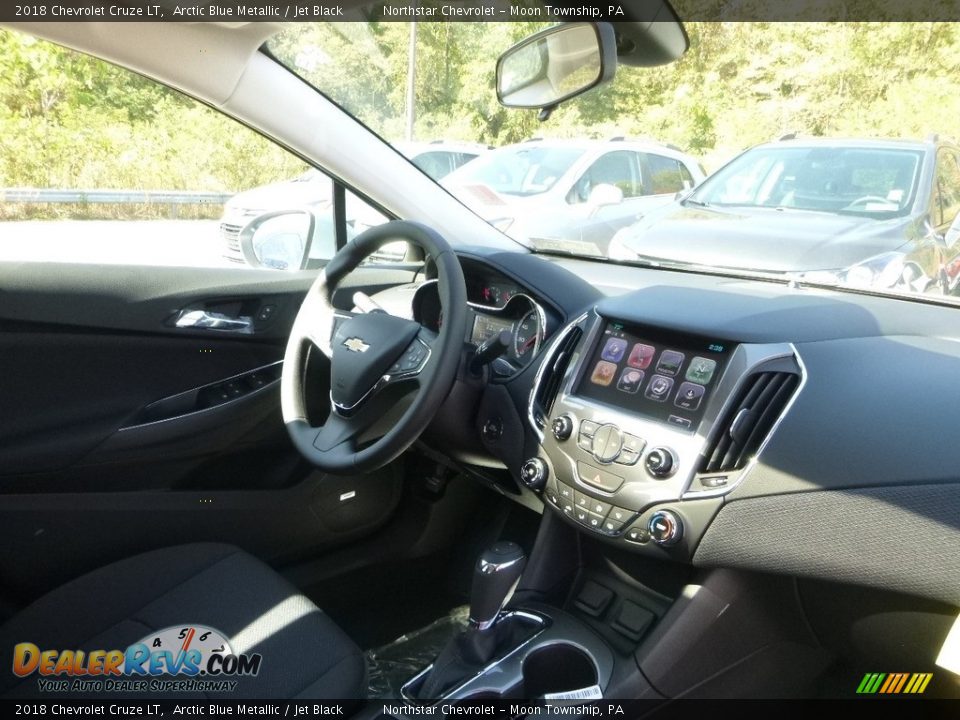 2018 Chevrolet Cruze LT Arctic Blue Metallic / Jet Black Photo #11