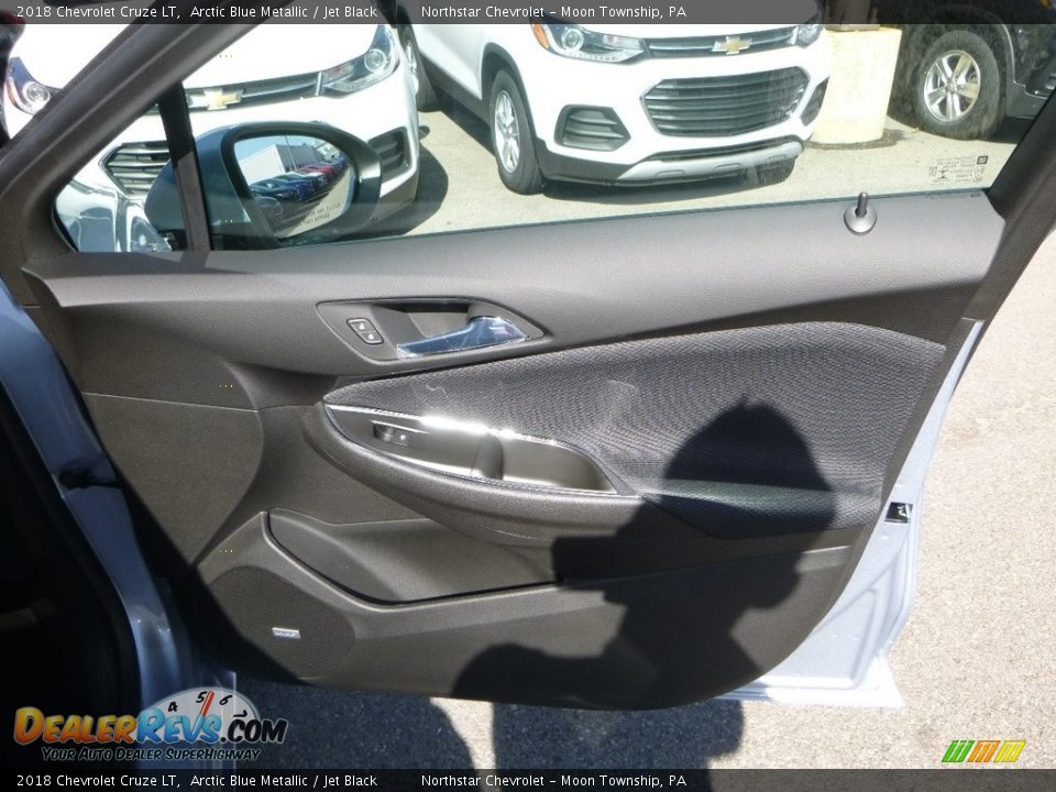 2018 Chevrolet Cruze LT Arctic Blue Metallic / Jet Black Photo #12