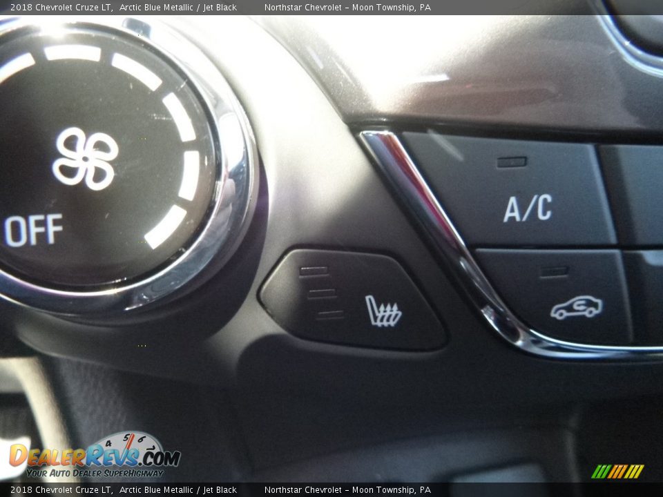 2018 Chevrolet Cruze LT Arctic Blue Metallic / Jet Black Photo #19