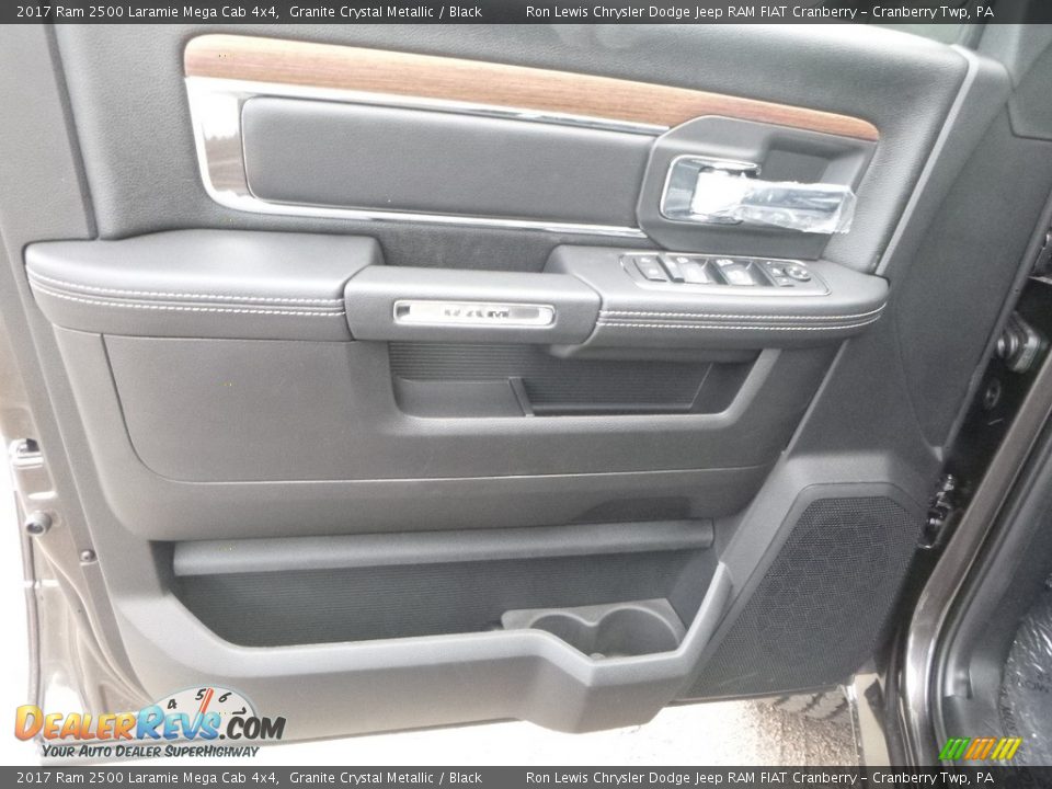 2017 Ram 2500 Laramie Mega Cab 4x4 Granite Crystal Metallic / Black Photo #10