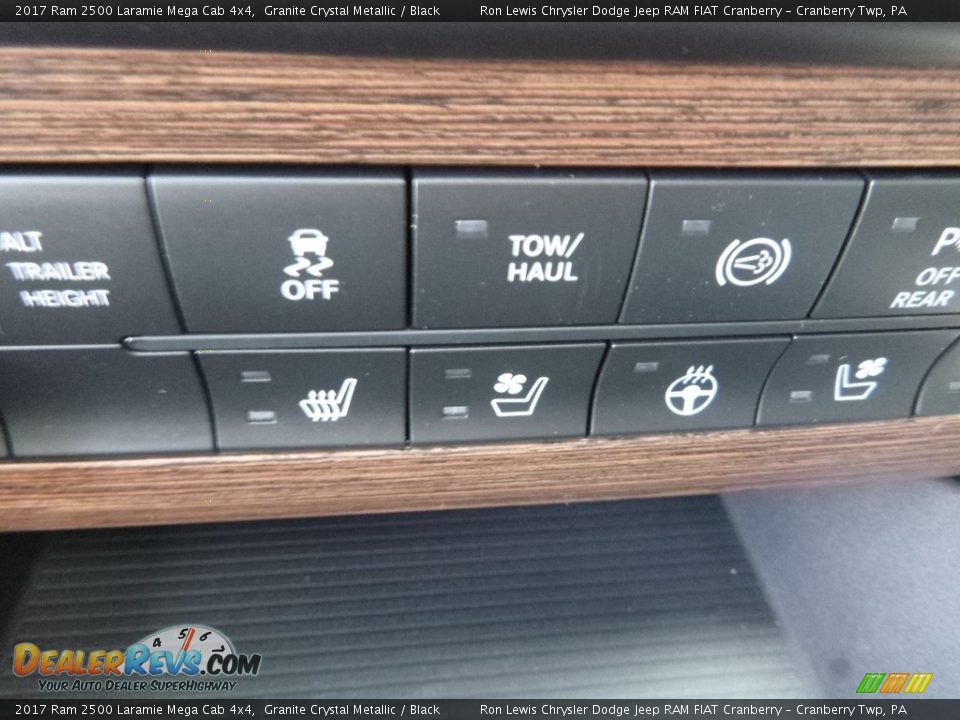2017 Ram 2500 Laramie Mega Cab 4x4 Granite Crystal Metallic / Black Photo #14
