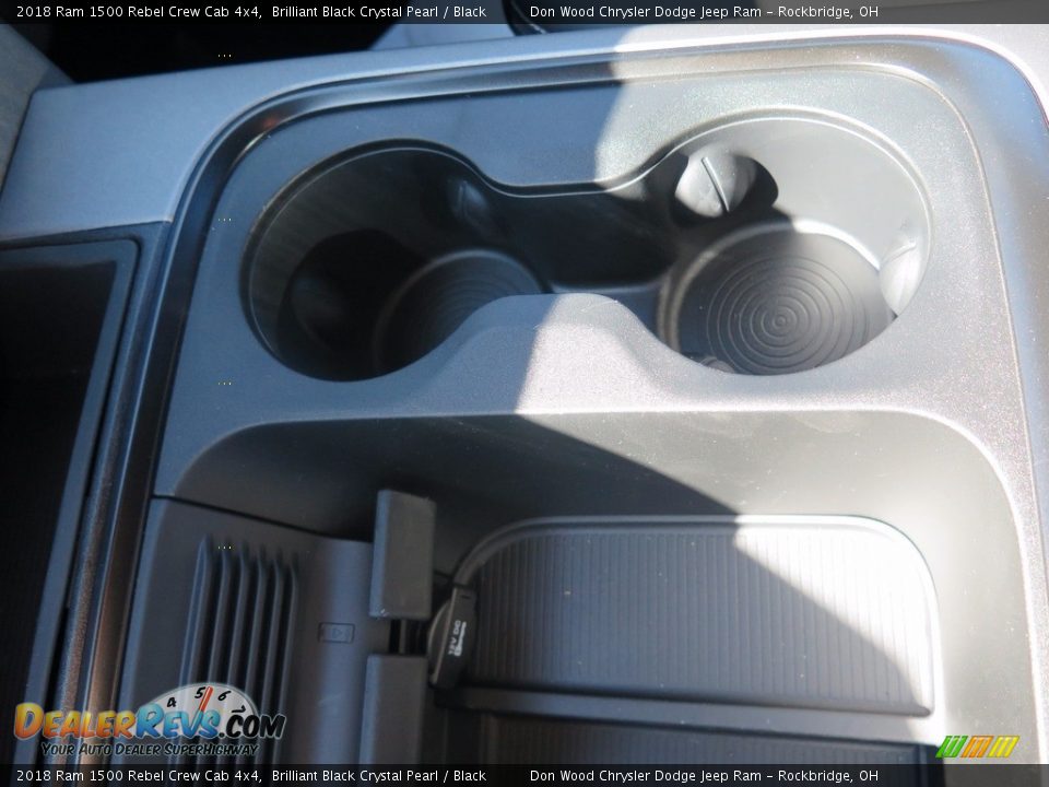 2018 Ram 1500 Rebel Crew Cab 4x4 Brilliant Black Crystal Pearl / Black Photo #16