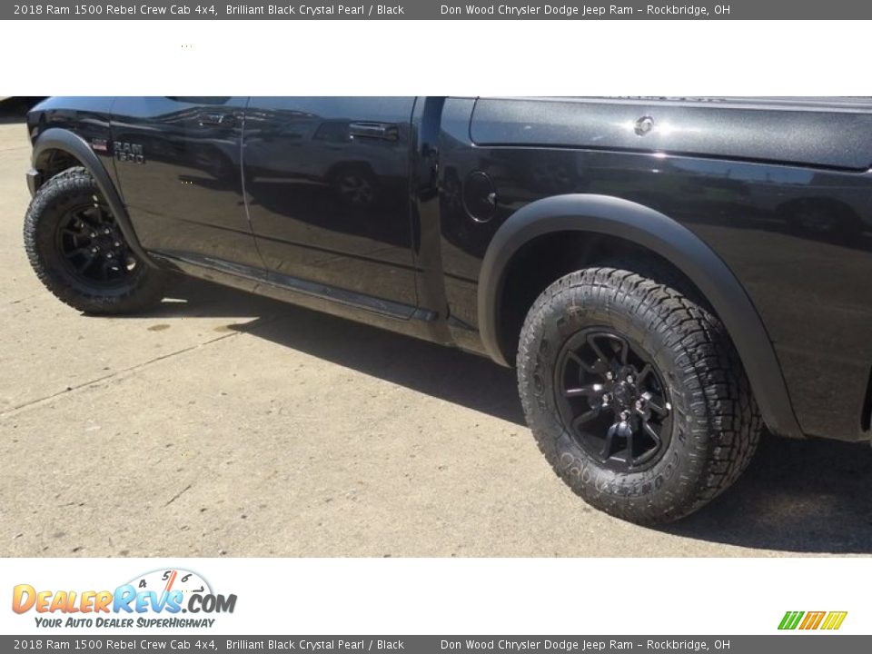 2018 Ram 1500 Rebel Crew Cab 4x4 Brilliant Black Crystal Pearl / Black Photo #18