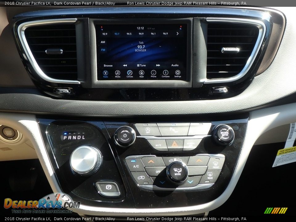 2018 Chrysler Pacifica LX Dark Cordovan Pearl / Black/Alloy Photo #17