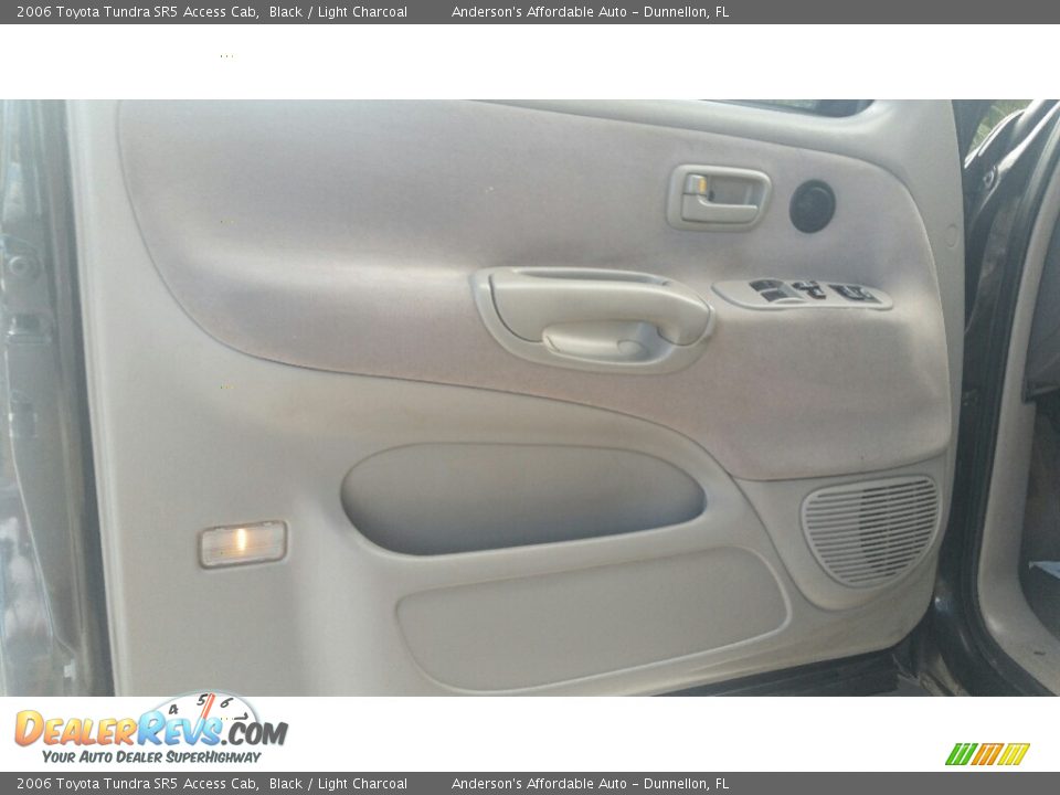 2006 Toyota Tundra SR5 Access Cab Black / Light Charcoal Photo #9