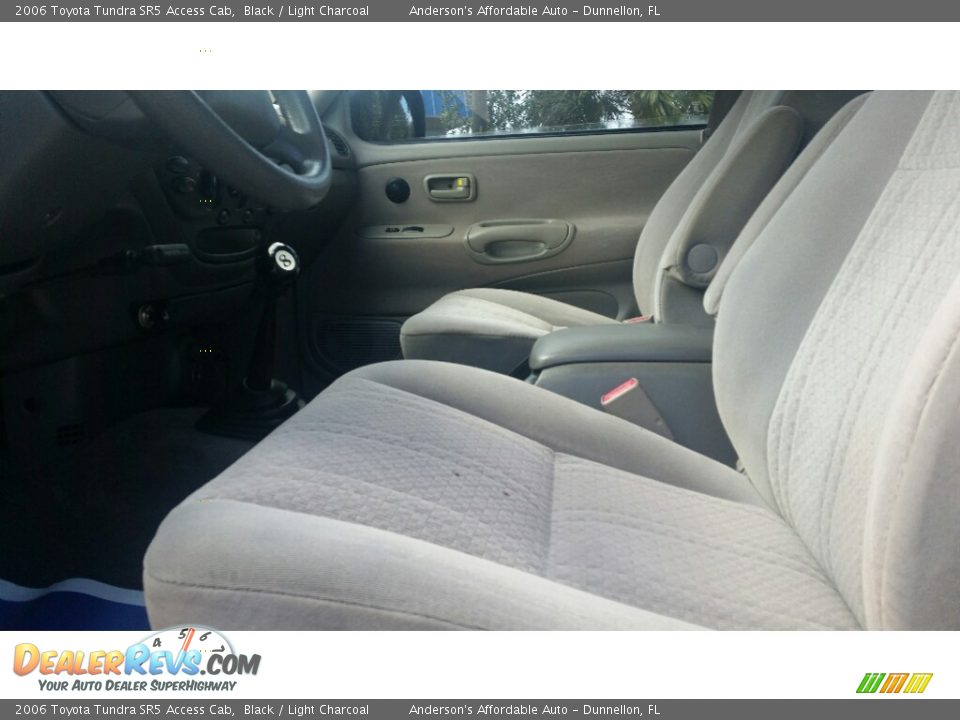2006 Toyota Tundra SR5 Access Cab Black / Light Charcoal Photo #10