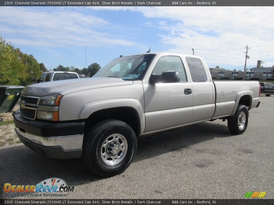 2005 Chevrolet Silverado 2500HD LT Extended Cab 4x4 Silver Birch Metallic / Dark Charcoal Photo #1
