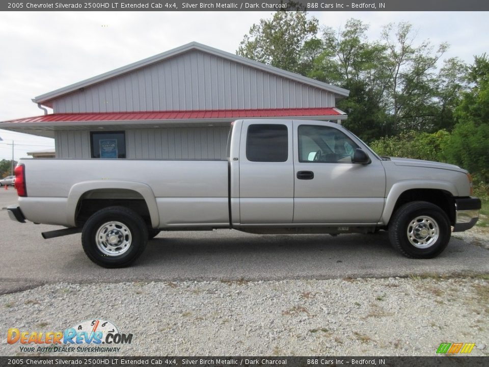 2005 Chevrolet Silverado 2500HD LT Extended Cab 4x4 Silver Birch Metallic / Dark Charcoal Photo #4