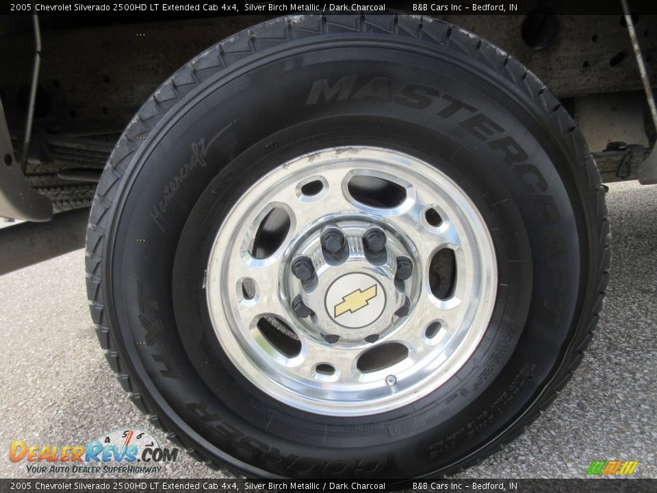 2005 Chevrolet Silverado 2500HD LT Extended Cab 4x4 Silver Birch Metallic / Dark Charcoal Photo #9