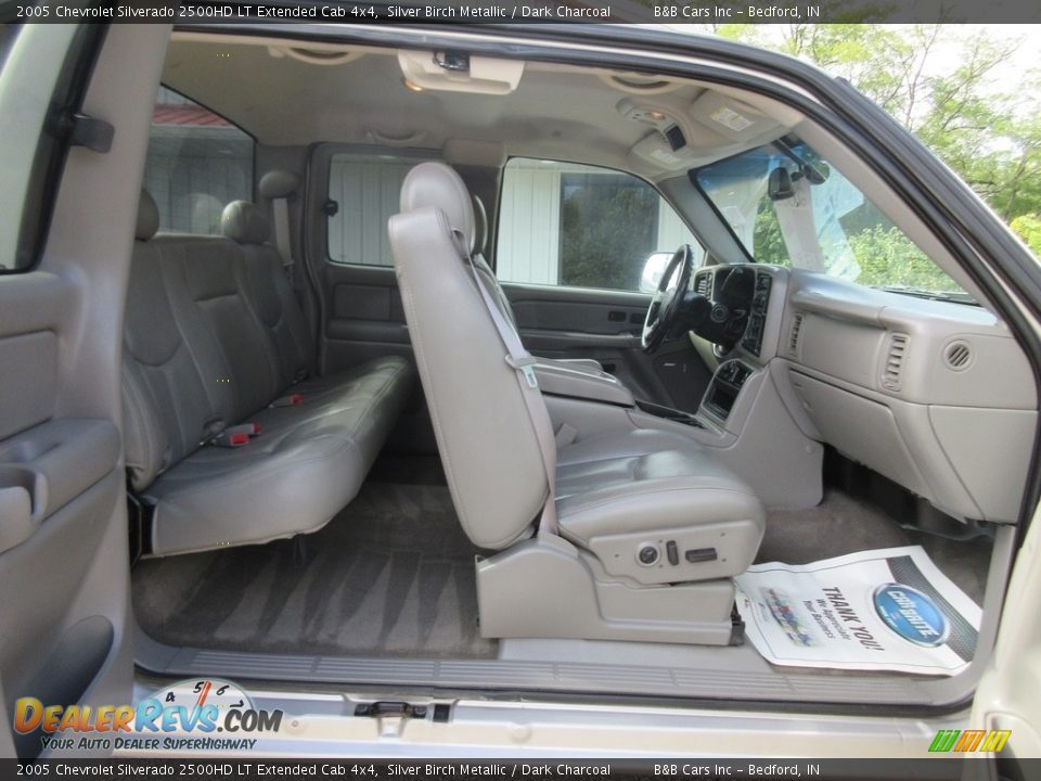 2005 Chevrolet Silverado 2500HD LT Extended Cab 4x4 Silver Birch Metallic / Dark Charcoal Photo #12