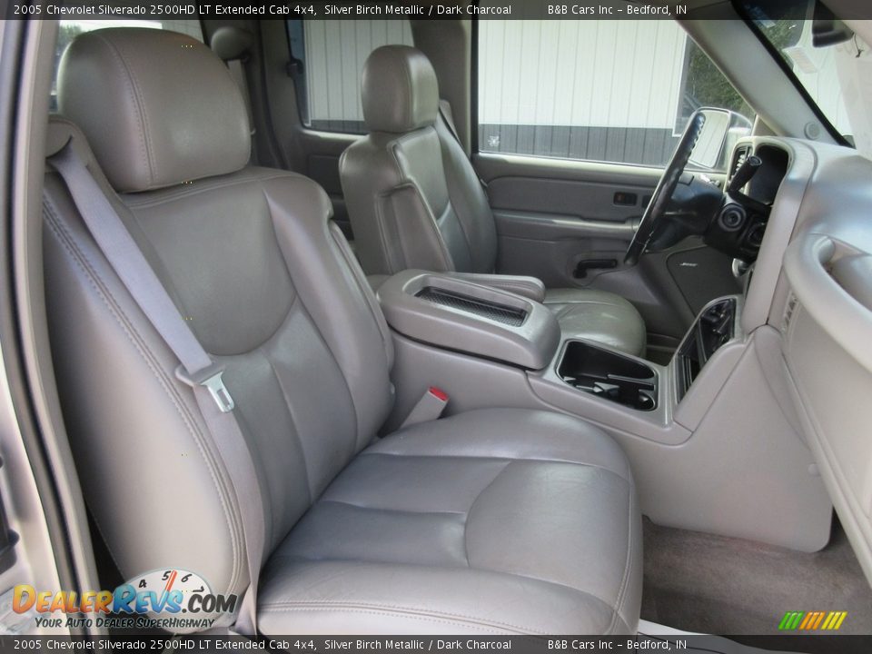 2005 Chevrolet Silverado 2500HD LT Extended Cab 4x4 Silver Birch Metallic / Dark Charcoal Photo #20