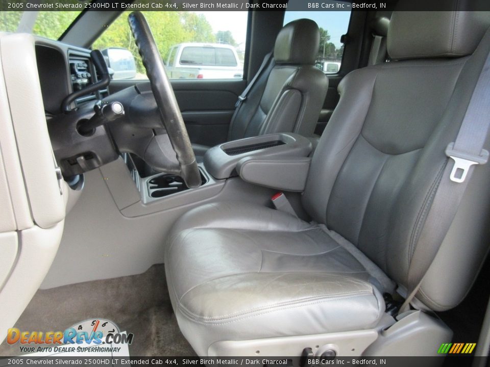 2005 Chevrolet Silverado 2500HD LT Extended Cab 4x4 Silver Birch Metallic / Dark Charcoal Photo #25