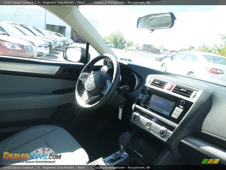 2018 Subaru Outback 2.5i Magnetite Gray Metallic / Black Photo #11