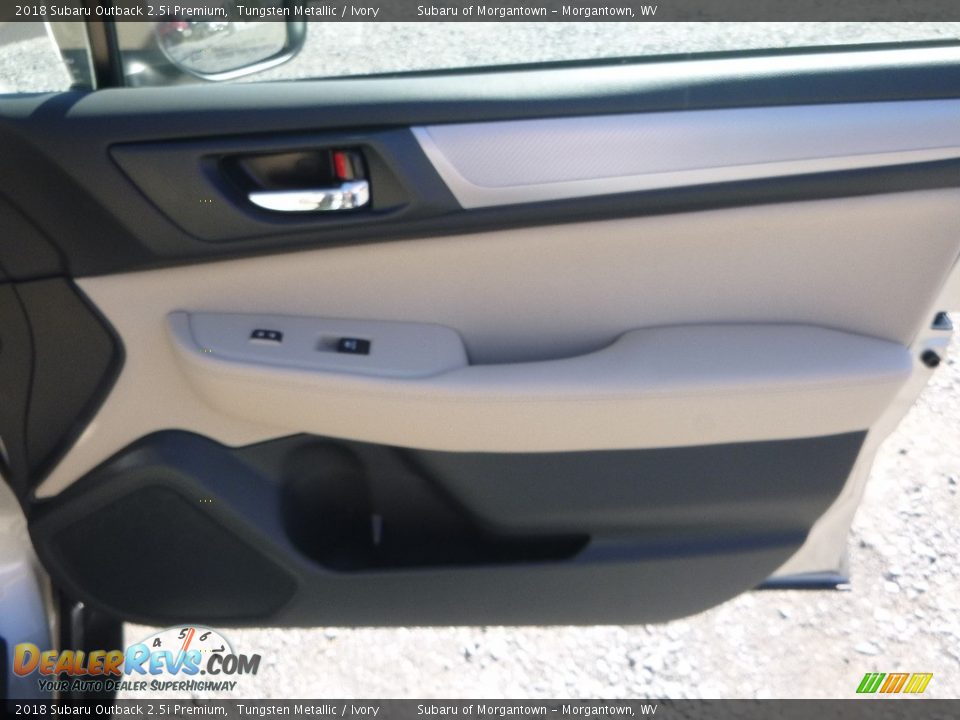 2018 Subaru Outback 2.5i Premium Tungsten Metallic / Ivory Photo #12
