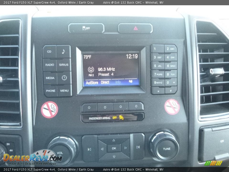 2017 Ford F150 XLT SuperCrew 4x4 Oxford White / Earth Gray Photo #17