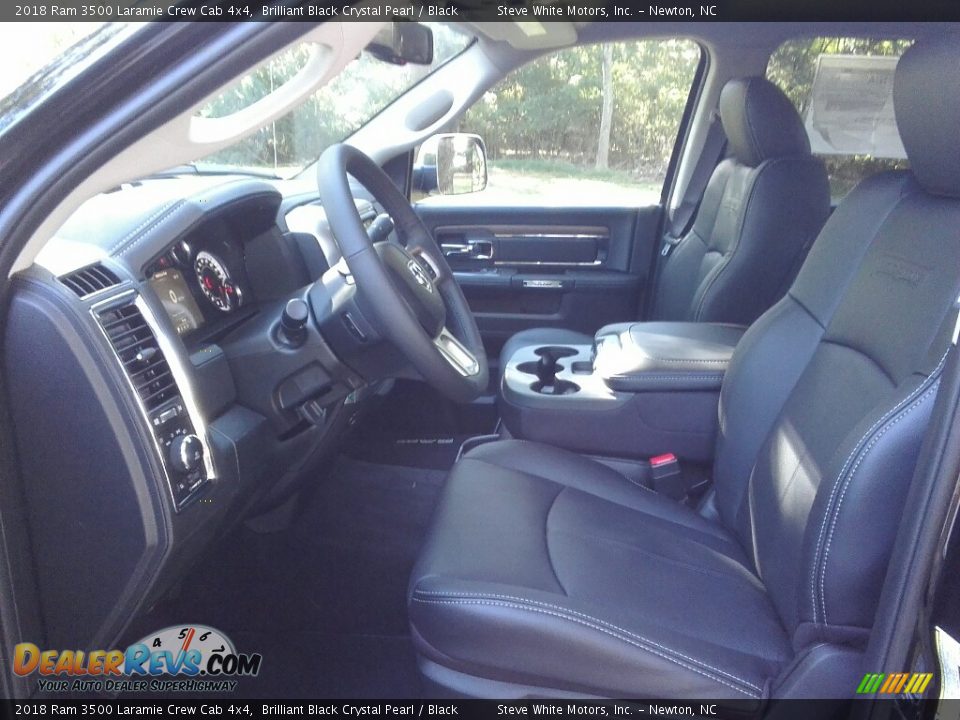 2018 Ram 3500 Laramie Crew Cab 4x4 Brilliant Black Crystal Pearl / Black Photo #9