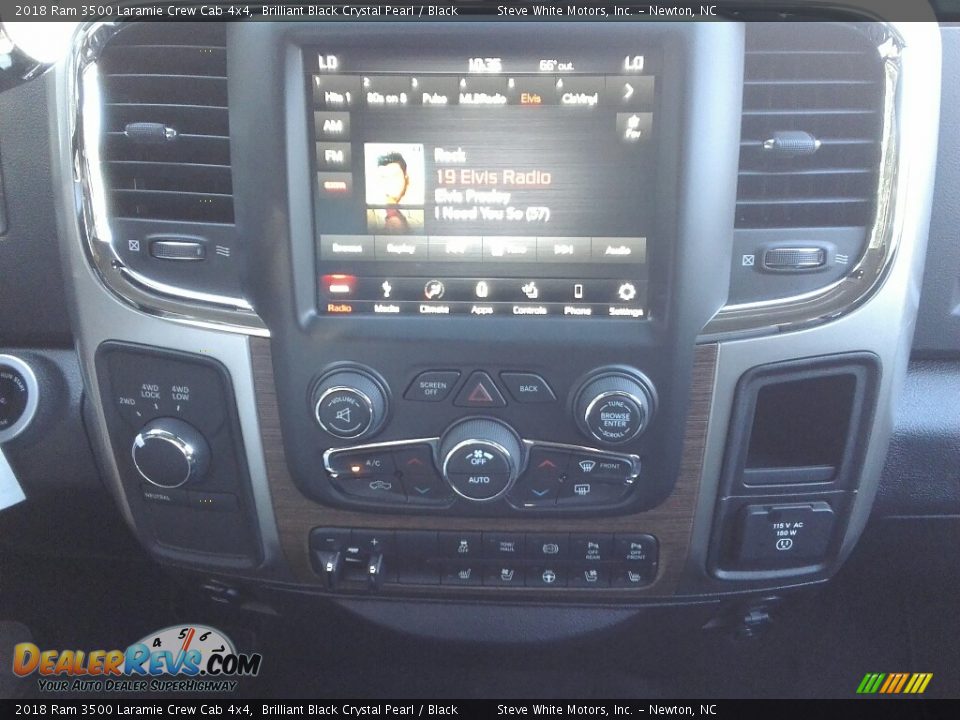 2018 Ram 3500 Laramie Crew Cab 4x4 Brilliant Black Crystal Pearl / Black Photo #20
