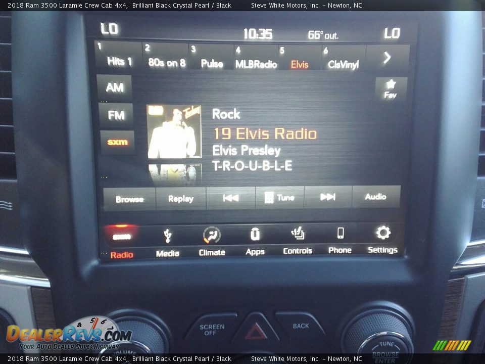 2018 Ram 3500 Laramie Crew Cab 4x4 Brilliant Black Crystal Pearl / Black Photo #21