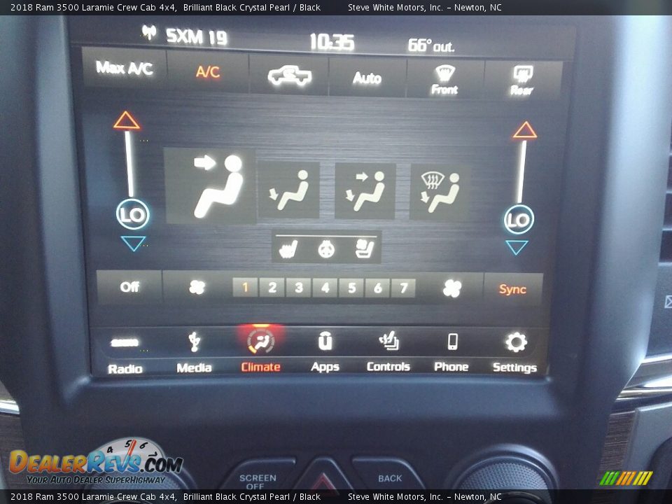 2018 Ram 3500 Laramie Crew Cab 4x4 Brilliant Black Crystal Pearl / Black Photo #23