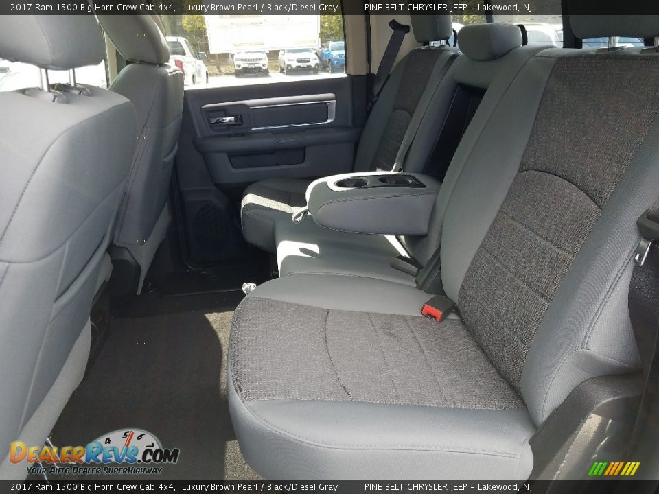 2017 Ram 1500 Big Horn Crew Cab 4x4 Luxury Brown Pearl / Black/Diesel Gray Photo #6