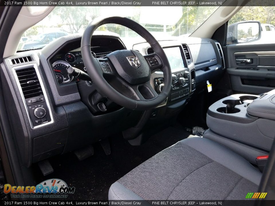 2017 Ram 1500 Big Horn Crew Cab 4x4 Luxury Brown Pearl / Black/Diesel Gray Photo #7